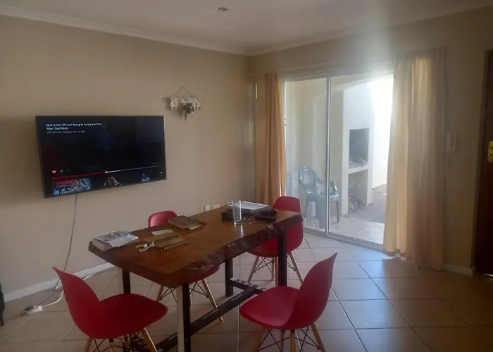 House Share With Family And Friends